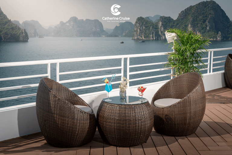 From Ha Noi: Ha Long Bay 3 Days 2 Nights 6 stars/ Bathtubs