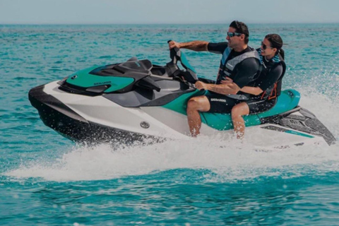 Doha: Ein besonderes Jetski-Abenteuer am Katara Beach ViewDoha: Jetski-Abenteuer am Katara Beach View