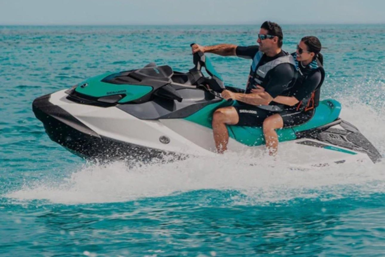 Doha: Ein besonderes Jetski-Abenteuer am Katara Beach ViewDoha: Jetski-Abenteuer am Katara Beach View