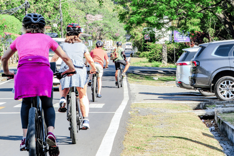 Private Guided E-bike Tour: Discovering El Valle de Anton