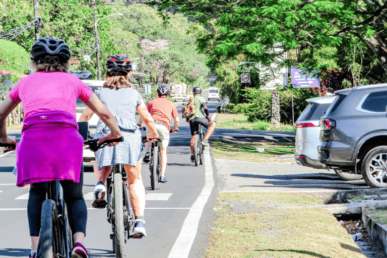 Elektrofahrräder mieten in El Valle de AntonElektrofahrräder mieten in El Valle de Anton - Ganzer Tag