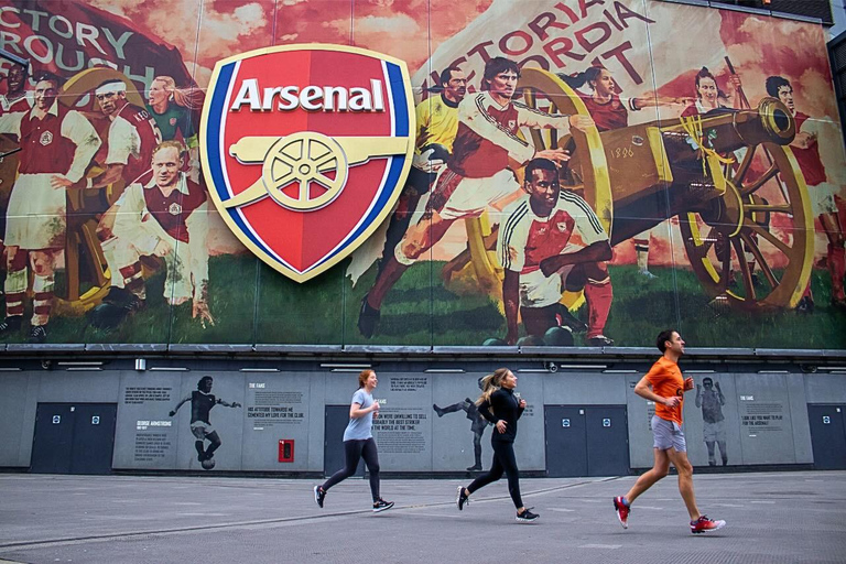 London Landmarks Group Guided Tour Along the Thames