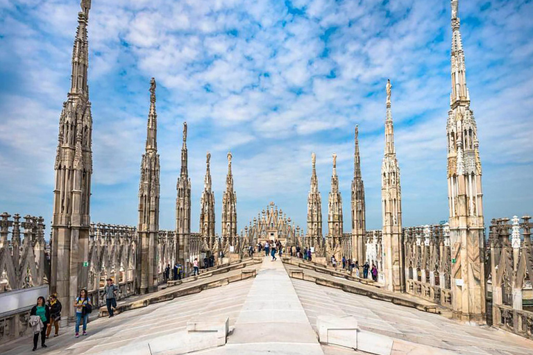 Mailand: Geführte Domtour mit Zugang zu den Dachterrassen