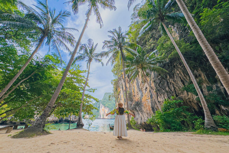 Phuket: Hong Island Lagoon and Lao Lading Island Speed Boat