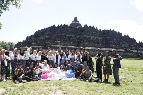 Wycieczka do świątyń Borobudur i PrambananWycieczka do świątyni Borobudur Prambanan