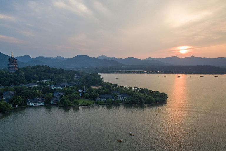 Discover Hangzhou: Culture, History, Architecture, & Tea