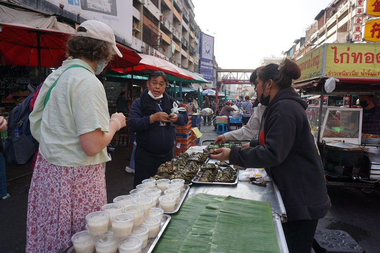Chiang Mai: Boat Cruise, TukTuk & Songtaew Ride Shared Group