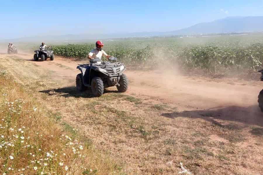 Quad-Tour in der Nähe von Sofia.. Foto: GetYourGuide Quad-Tour in der Nähe von Sofia.. Foto: GetYourGuide