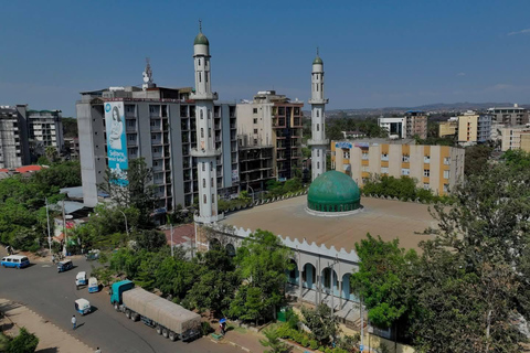 Addis Ababa: 8-Day Omo Valley and Lake Tana Tour