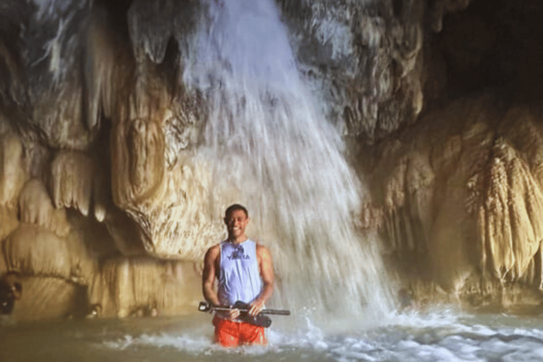 Tolantongo Grottoes from CDMX: Guided Tour with Breakfast Included