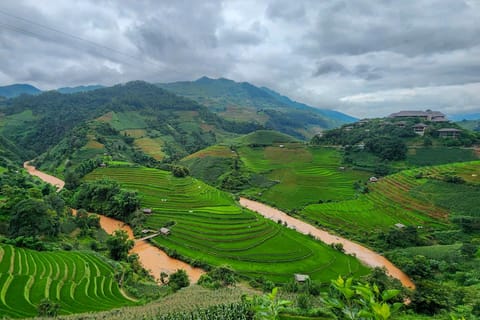 Mu Cang Chai: Motorbike Tour with Hmong Culture Workshop - Image 2