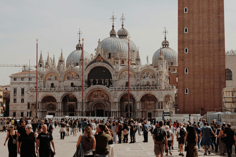 Venice: Skip-the-line St Mark's Basilica Ticket & Tours St Mark's Basilica, Pala d'Oro & Terrace with Audioguide