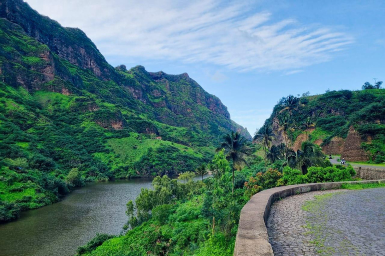 Wyspa Santiago: Wędrówka Serra Malagueta +Principal +Hortelão