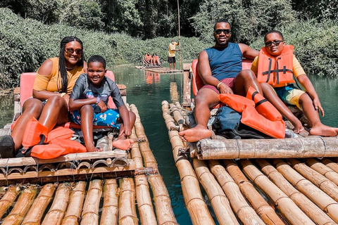Montego Bay: Bamboo Rafting and Clear Kayak Photo Shoot Montego Bay: Bamboo Rafting and Clear Kayak Photo Shoot