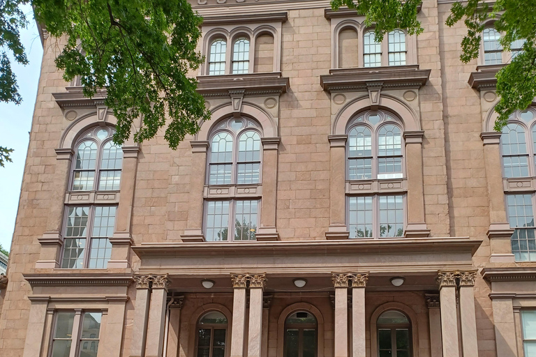 New York City: Walking Tour of SoHo and NoHo. New York City: Walking Tour of SoHo