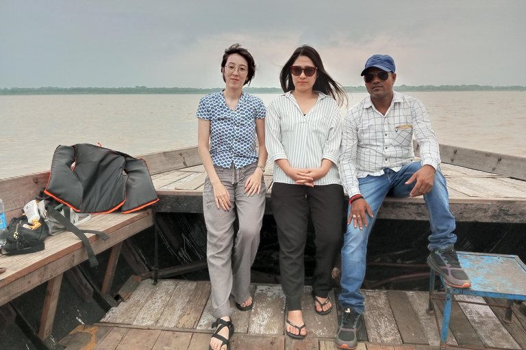 EXPERINCE MORNING BOAT RIDE ON GANGA RIVER WITH SUN RISE