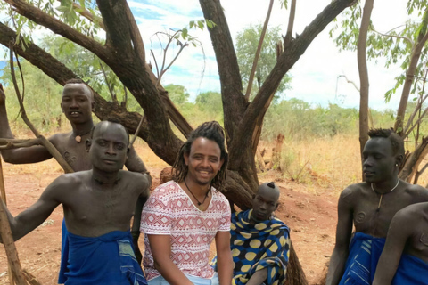 Omo-Tal: 10-tägige Tour zur Entdeckung des reichen Stammeserbes