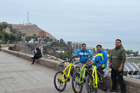 Lima: Morro Solar to Miraflores Downhill Bike Tour
