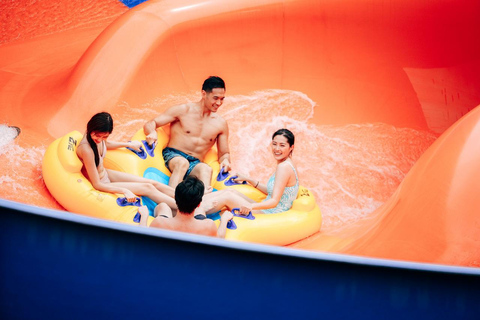Hong Kong: Water World Entry Ticket Water World Pre-Summer Splash Admission Ticket