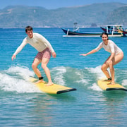 Lombok: Beginner Surfing Lesson in Kuta Mandalika
