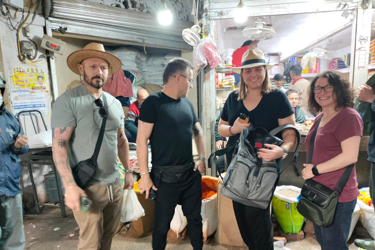 From Spice Box to Jewelry Box: Old Delhi Market Adventure Tour Without Pick-up & Drop-off (Meet at Starting Point)