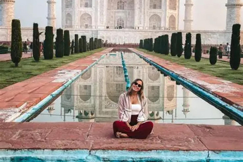 Depuis New Delhi : 2 jours à Āgrā et JaipurVisite avec guide, transport et hôtel 3 ou 4 étoiles