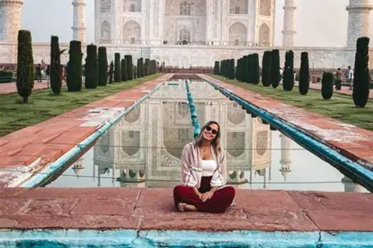 Depuis New Delhi : 2 jours à Āgrā et JaipurVisite avec guide, transport et hôtel 3 ou 4 étoiles