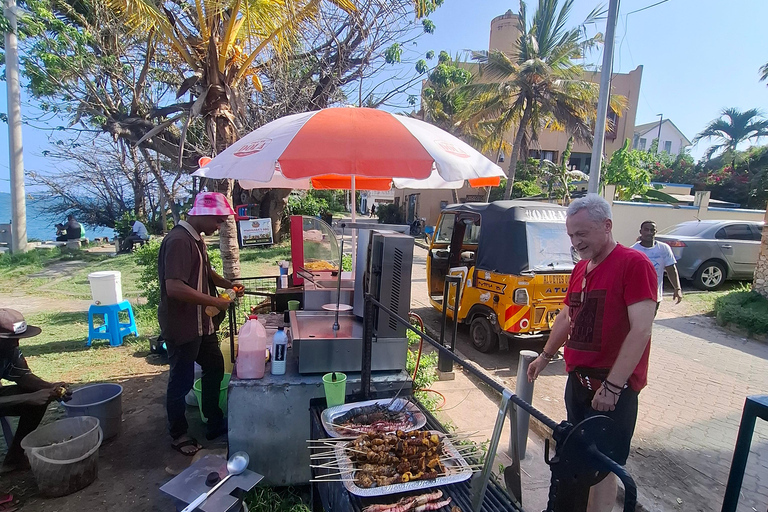 Mombasa: Mkupe Creek Sunset Boat Tour with Fishing