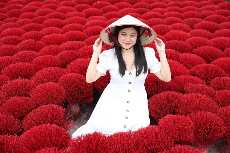 Hanoi: Parfümpagode mit Bootsfahrt oder Lotus-SeidendorfPrivate Tour: Parfümpagode, Lotus-Seidendorf und Weihrauch