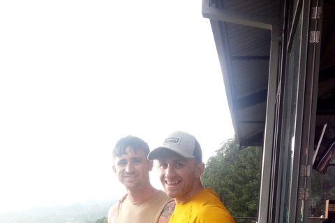 The Best Kandy Tuk-Tuk city Tour with a Professional Guide