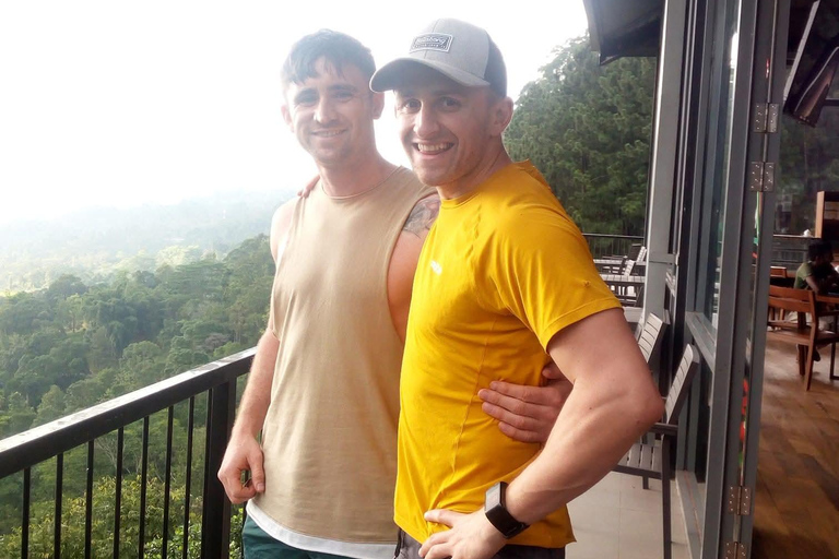 The Best Kandy Tuk-Tuk city Tour with a Professional Guide