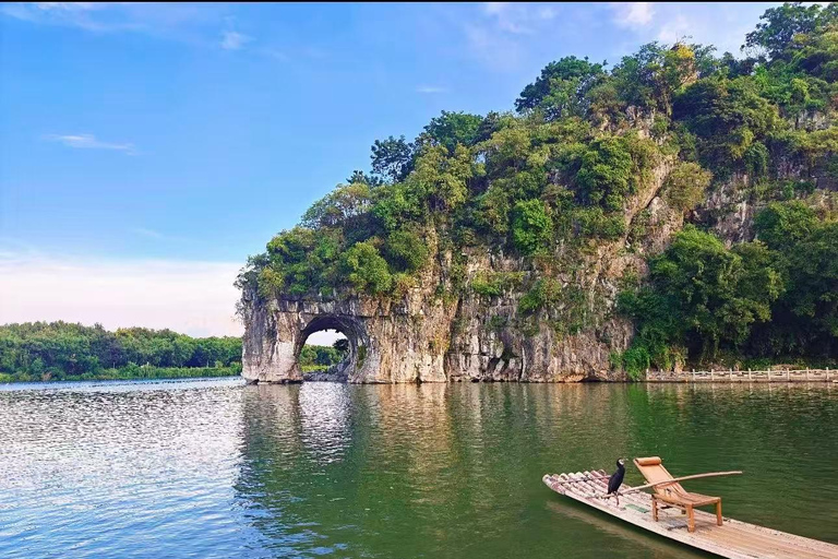 Guangxi: Elephant Trunk Hill Admission Ticket
