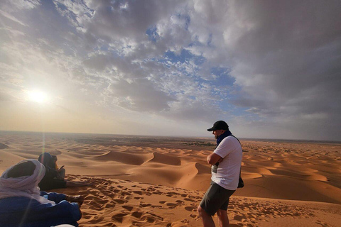 Marrakech or Fes: 4-Day Desert Tour to Erg Chebbi Dunes 4D3N Desert Tour Fez to Marrakech (Luxury Accommodations)