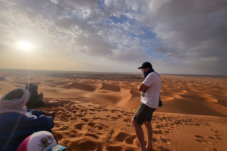 Marrakech or Fes: 4-Day Desert Tour to Erg Chebbi Dunes 4D3N Desert Tour Fez to Marrakech (Luxury Accommodations)
