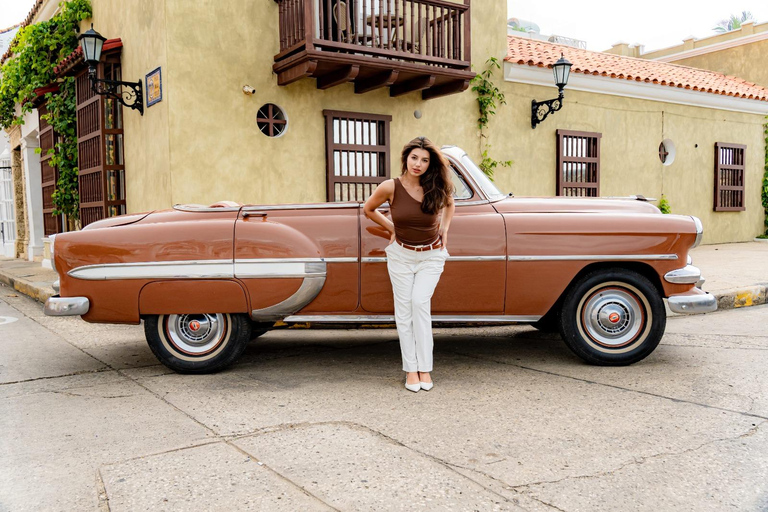 Take a ride in a vintage car and snap some photos in Cartagena de Indias Vintage car ride with a photo shoot