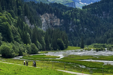 Griesalp Dolina alpejska wpisana na listę UNESCO Wycieczka rowerem elektrycznym z InterlakenWycieczka rowerowa elektrycznym rowerem z Interlaken do alpejskiej doliny Griesalp wpis