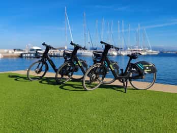 Calasetta: E-bike rental on the island of Sant'Antioco