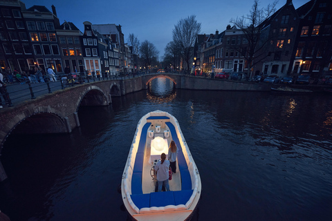 Amsterdam: Raucherfreundliche Cannabis-Kreuzfahrt auf offenem Boot