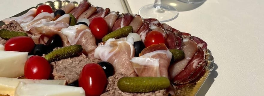 Bonifacio : excursion en bateau d'une journée aux îles Lavezzi