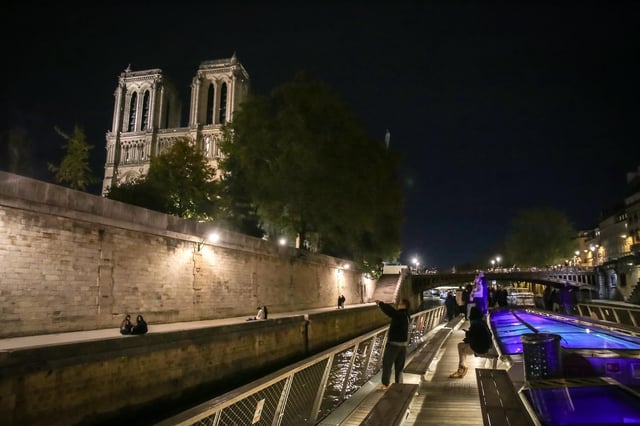 Paris : croisière sur la Seine avec illuminations, départ de la tour Eiffel