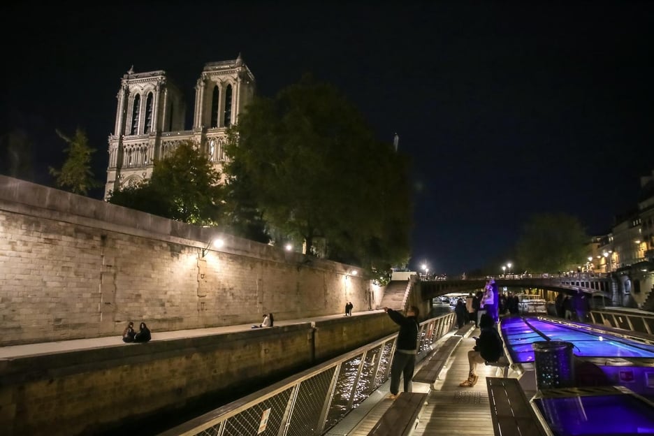 Paris : croisière sur la Seine avec illuminations, départ de la tour Eiffel