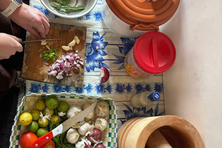 Kandy Leaf to Plate Food Journey by Tuk Tuk with Cooking
