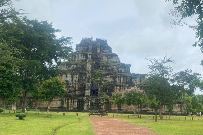 Siem Reap : excursion au temple de Koh Ker et au parc national de Kulen