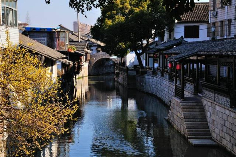 Shanghai: Wildlife Park, Xinchang, and Bund Private Tour