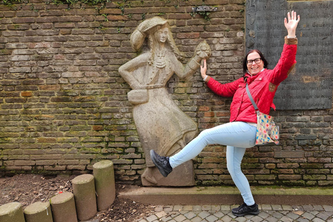 Keulen: meest zinloze stadsfeiten wandeling met gids