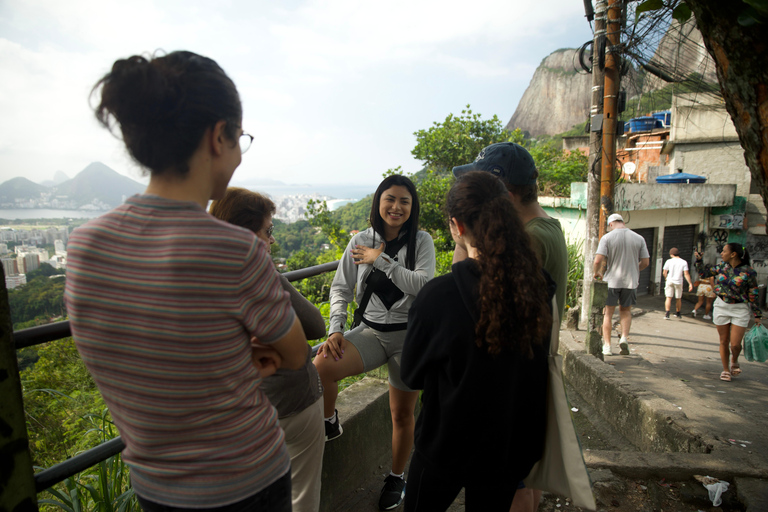 Rio: Uppslukande tur genom gränderna i Rocinha-favelanRio: Uppslukande rundtur genom gränderna i Rocinha-favelan