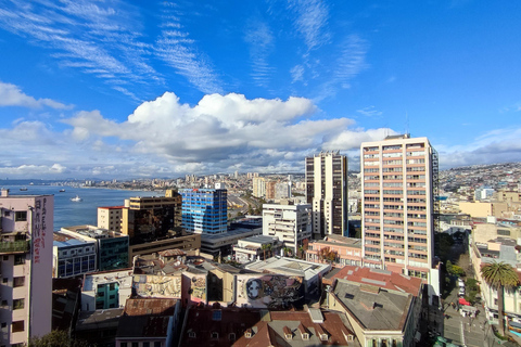 Santiago: Private Transfer To San Antonio via Valparaiso