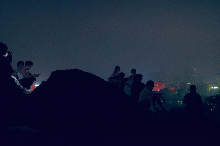 رحلة مسائية في هانغتشو مع موسيقى في الهواء الطلق