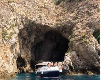Giardini Naxos: Taormina e Isola Bella in Crociera con Aperitivo