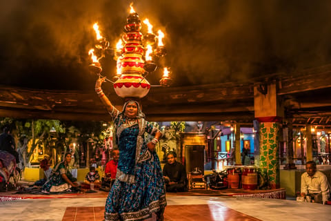 Jaipur Chokhi Dhani Village Dinner with Transfers and a Guide